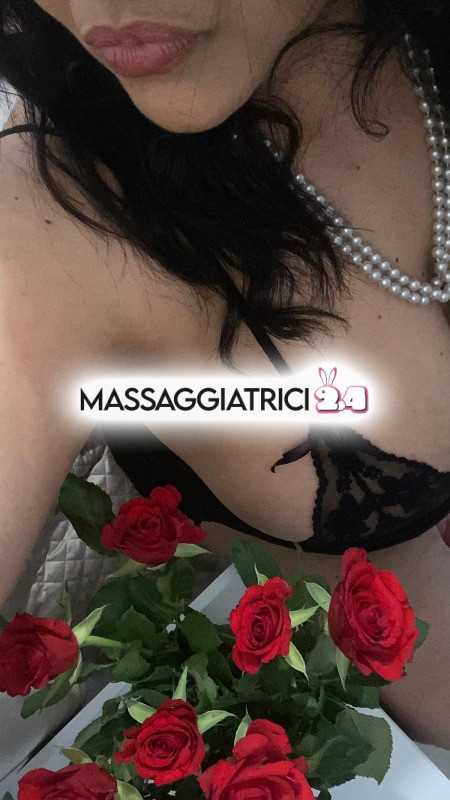 💕💕💕 novitÀ si ti piace leccare baciare e scopare nel piacere allora vieni adoro l'uomo passionale me 🔥 🔥 🔥 🔥