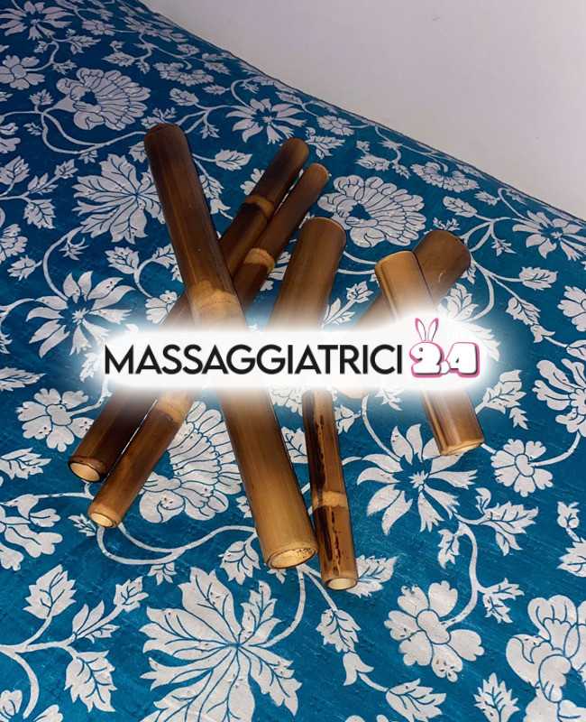 foto reali doccia erotica più tantra nel futon tettona 7 naturale bellissima solo cavalieri educati solo italiani💓