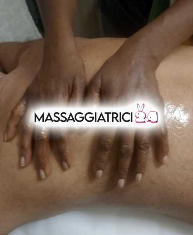 risveglio dei sensi tocco che accende massaggio risveglio dei sensi