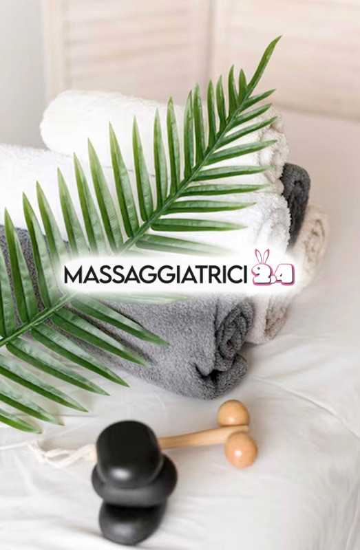 dora bellissima massaggiatrice delle mani piene esperienze farsi rilassare addormentare e rivivere tua vita
