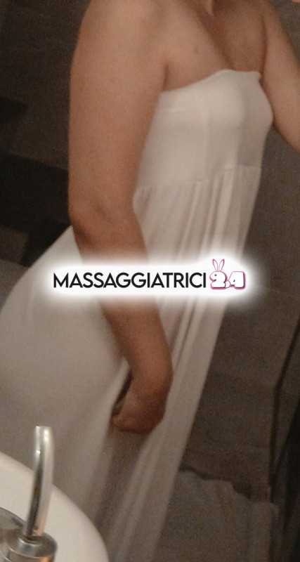 massaggiatrice italiana 30 anni studio elegantetantra.