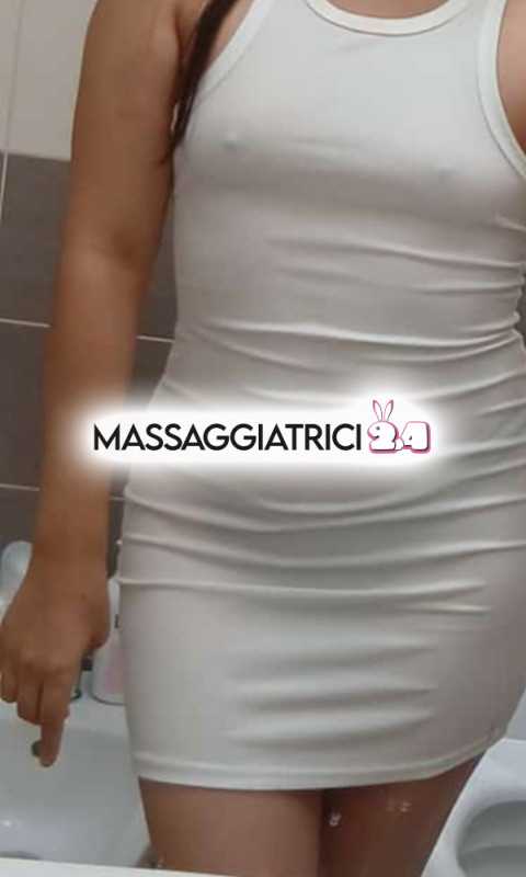 massaggiatrice italiana 30 anni studio elegantetantra.
