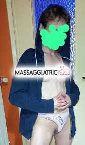 ad aversa domenica poi 🌹 raggiungo o mi faccio passare prendere solo 🌹bisex completa 🌹 richiedo pulizia serietÀ e precisione 😘 grazie 😘