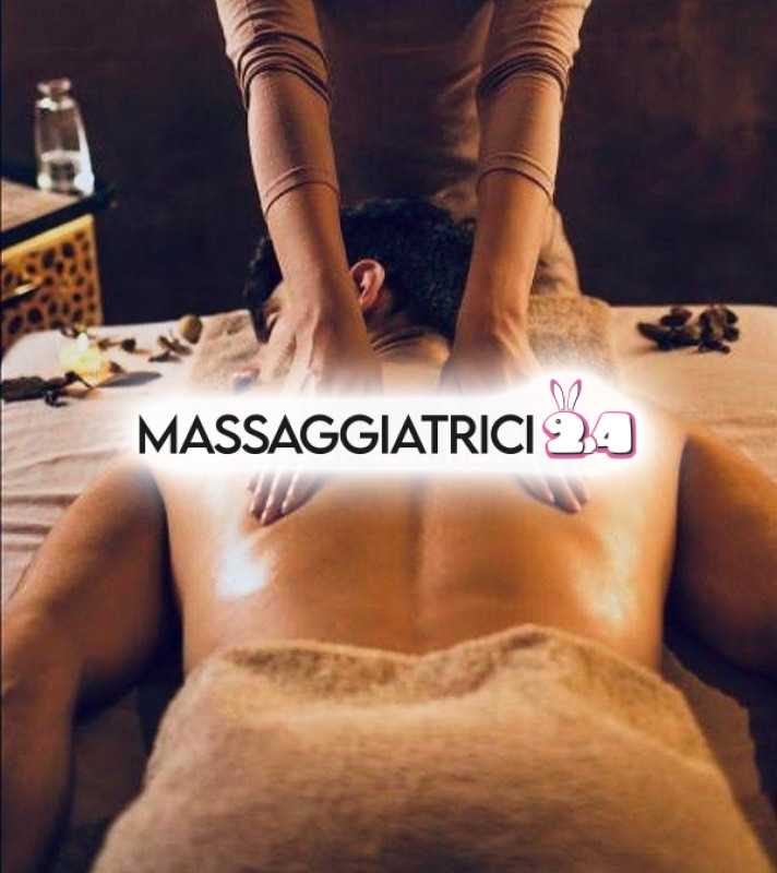 paola l_a___r_a_g_a_z_z_a___ d_e_i___ t_u_o_i___ s_o_g_n_i___ b_e_l_l_i_s_s_i_m_a _massaggiatrice top ❣️