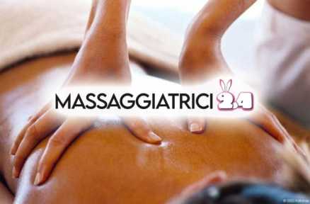 un rituale sensoriale ispirato alla tradizione tantrica pensato rilassare profondamente corpo. movimenti fluidi e consapevole verso benessere totale.