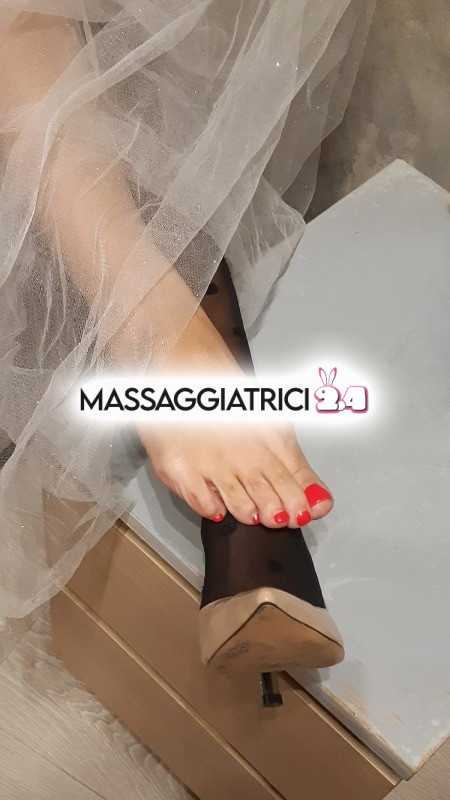 appena arrivata bellissima lituana sexy eccitante. anche brava padroncina