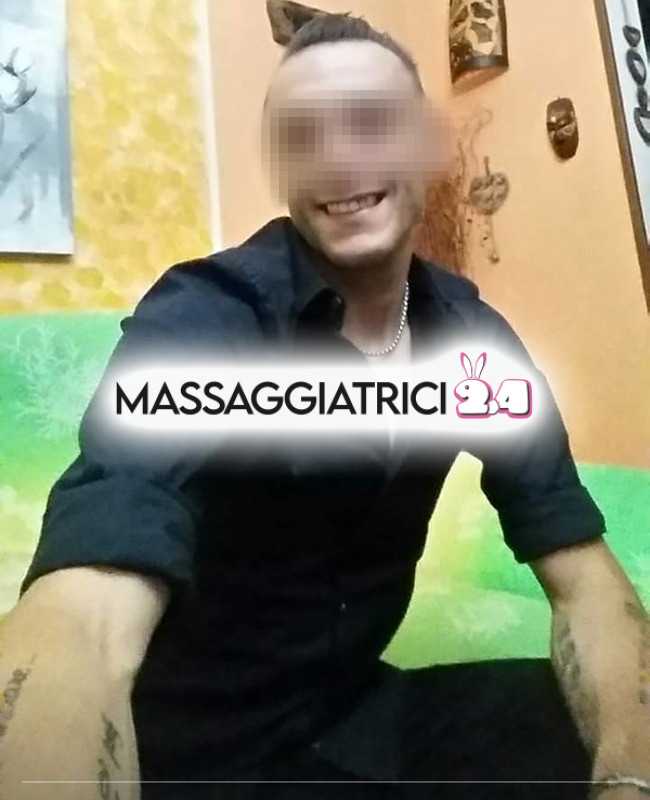 simone ragazzo 40 eseguo massaggi ai piedi donne e massaggio coppie lodi e pavia