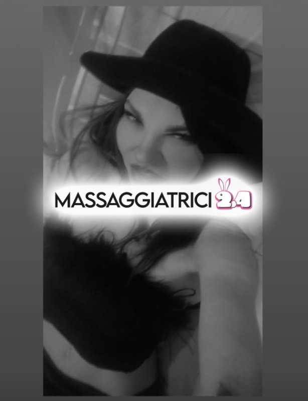 massaggi olistici-antistress-detossinanti. doccia fresca aria condizionata e fragranze esotiche.